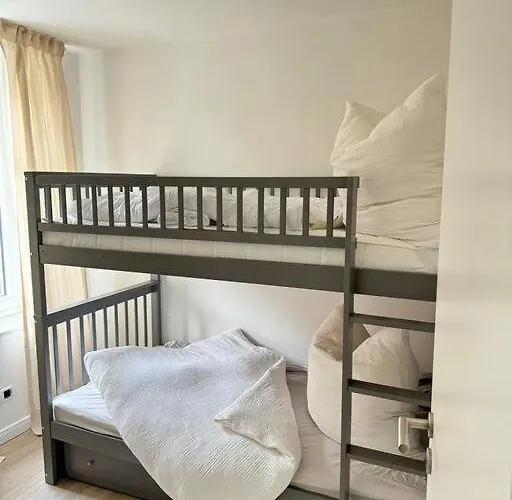 2,5 Zimmer Ferienwohnung Fehmarn Mit Eigenem Parkplatz