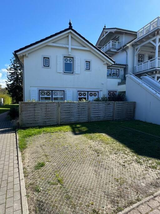 2,5 Zimmer Ferienwohnung Fehmarn Mit Eigenem Parkplatz *